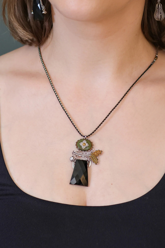Sigillum Delicate Pendant -COMING SOON