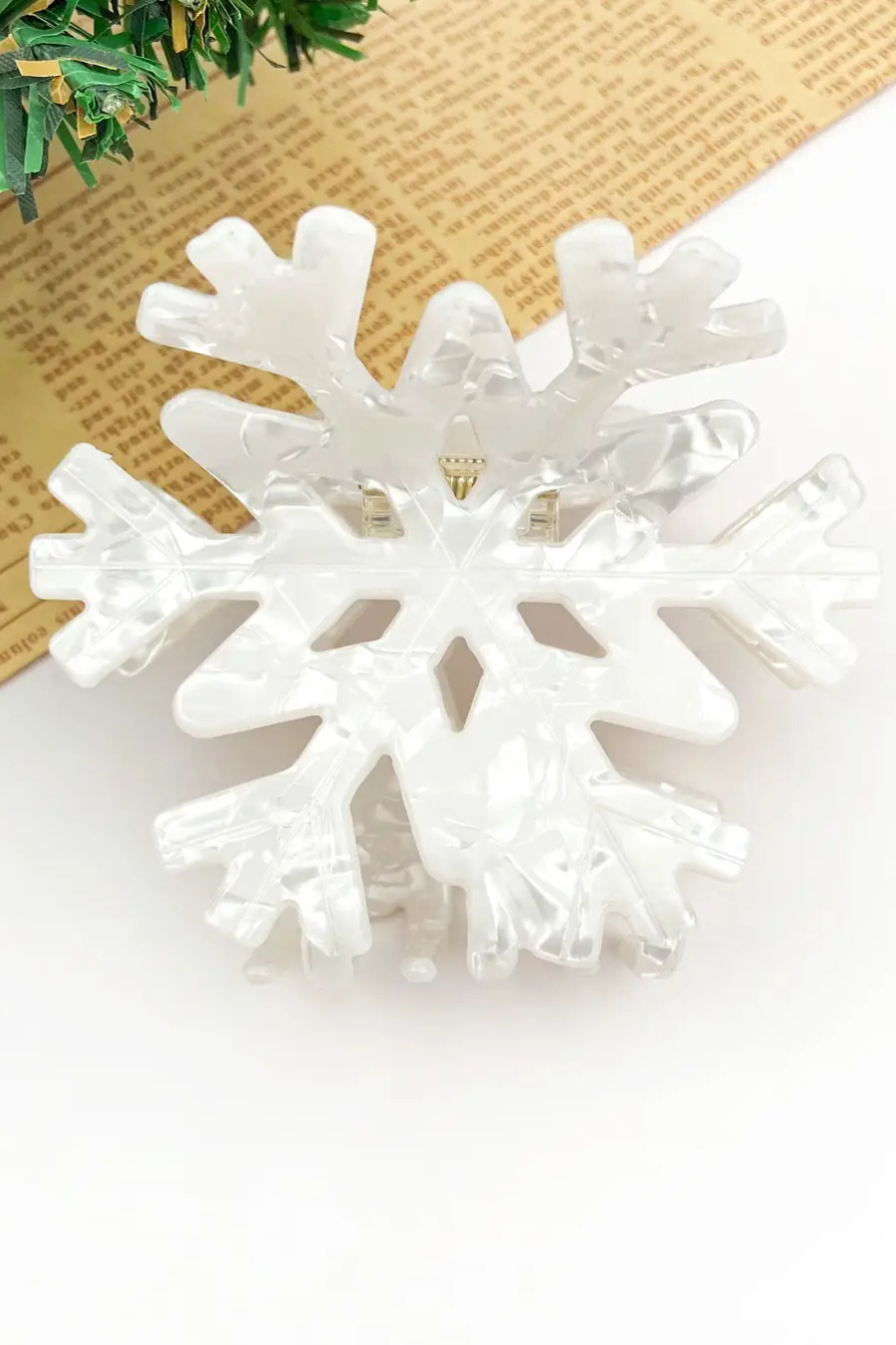 White Winter Snowflake Hair Jaw