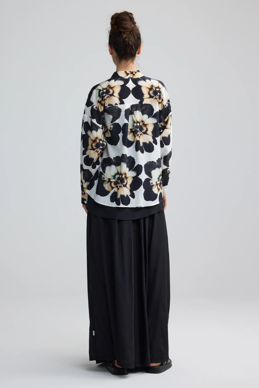 AMARIS Floral print stand collar shirt