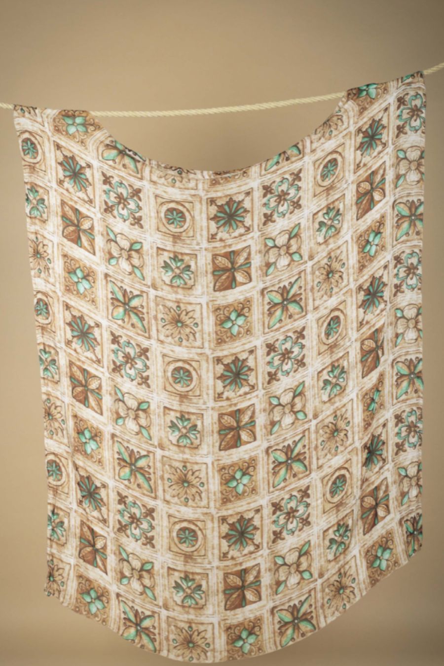 Composizione Tile Print Scarf