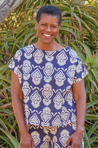Bess Shirt in Azul Marino Print (Dark Navy)