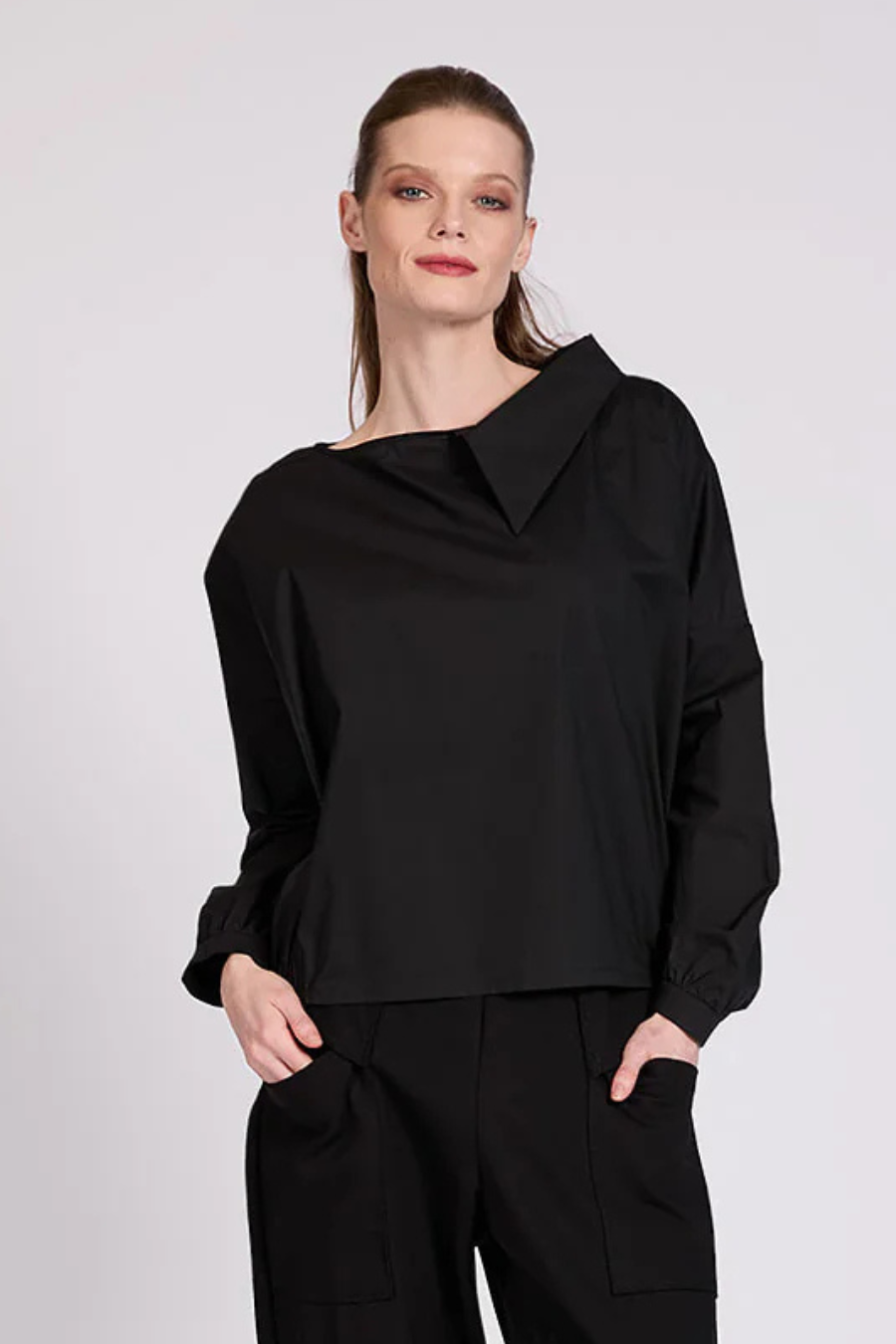 Offset Collar Cotton Shirt in Black