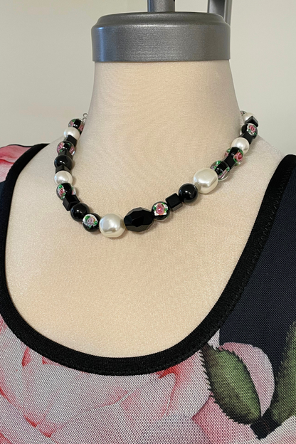 Black/Rose/Pearl Necklace