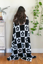 Daisy Checker Blanket