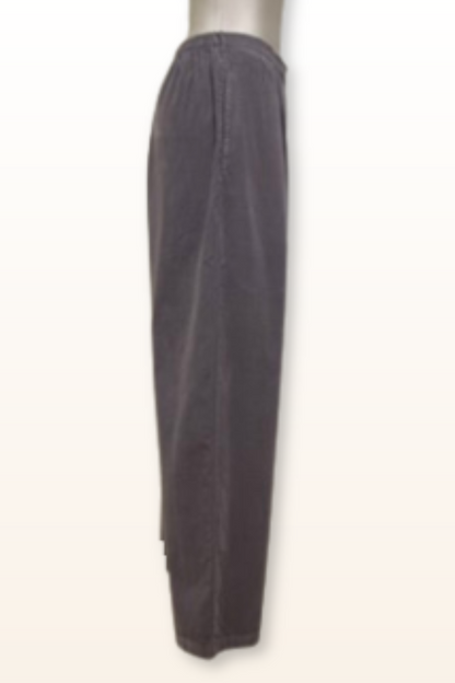 Pleated Pant in fine Cord