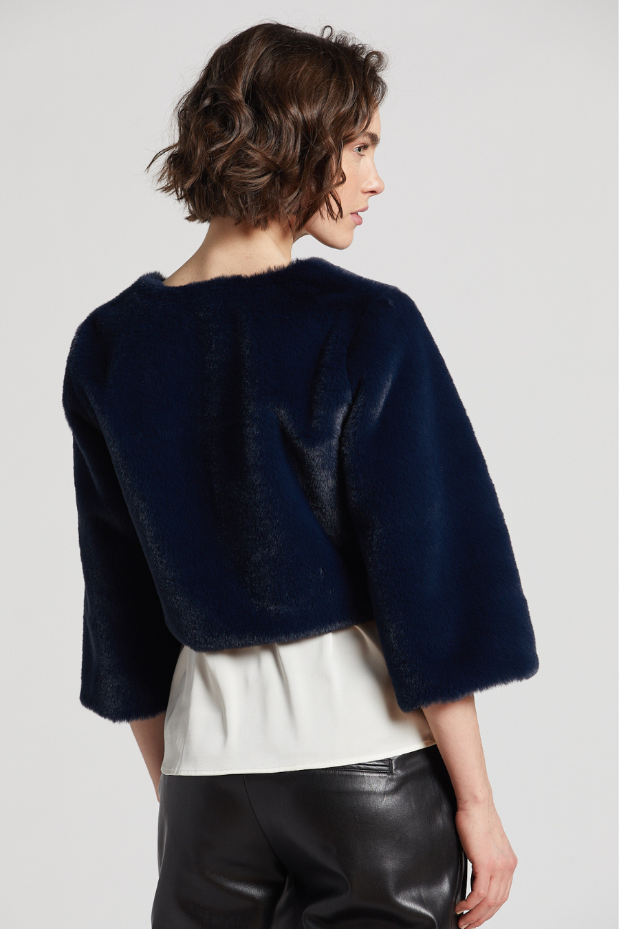 Echo faux 2025 fur bolero