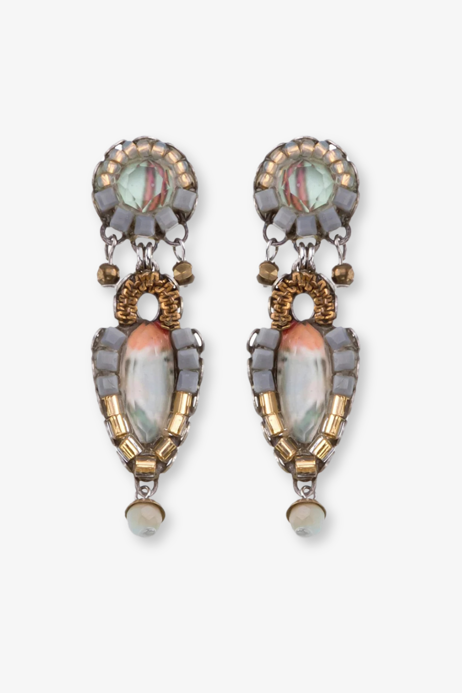 earrings_136f87b3-06c9-45d0-b3d3-cdb7b4563689.png