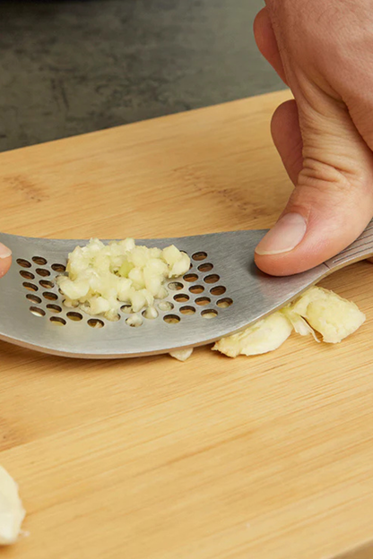 Fish Garlic Press