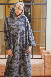 Franklin Hooded Dress in Foghorn Print Bamboo Fleece