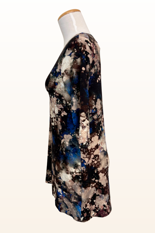 Gabi Shirt in Galassia Print Jersey