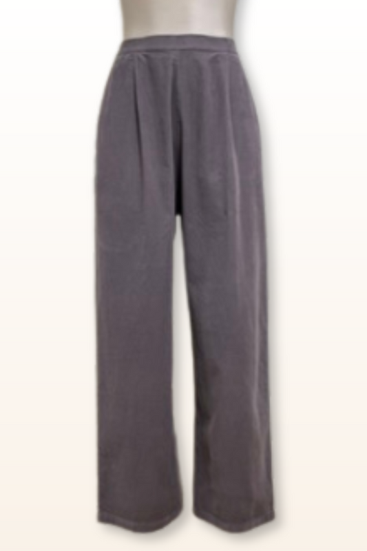 Pleated Pant in fine Cord