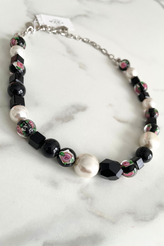 Black/Rose/Pearl Necklace