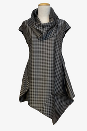 Noa Tunic in Houndstooth Memory Crunch Taffeta