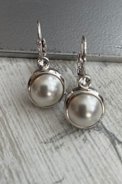 Nora Swarovski Pearl Earring