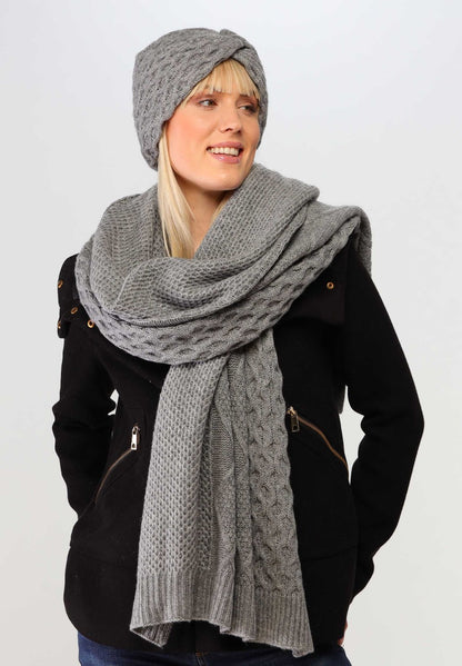 Cable Knit Cashmere Scarf