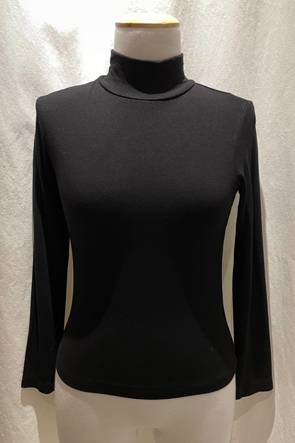 Long Sleeve Mock Neck Top